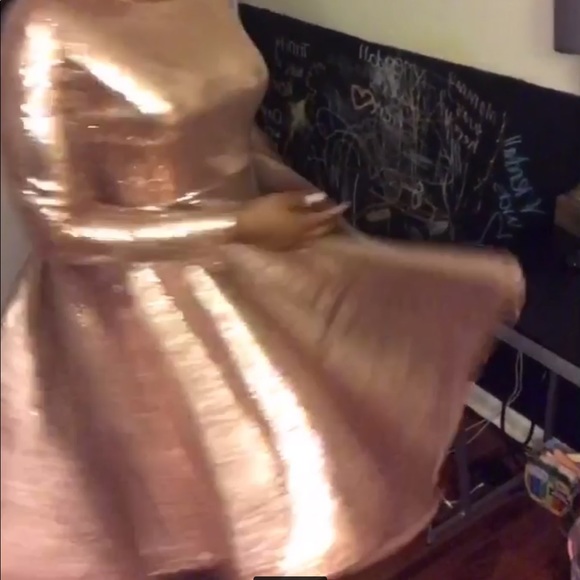 Hi-Lo RoseGold shimmery formal dress - Picture 3 of 9